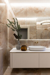 robyn cote inspired interiors villa dell aqua bathrooms II waterst.043